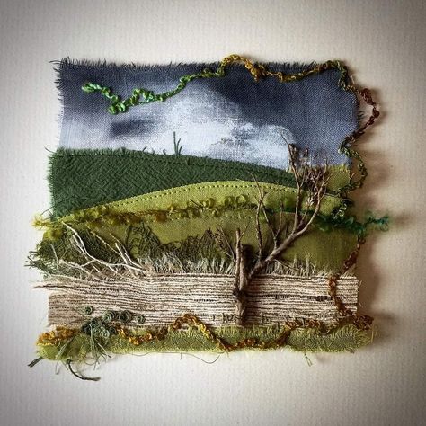 Tree Top View, Collage Landscape, Landscape Art Quilts, Landscape Quilt, Textile Art Embroidery, Textiles Artwork, Creative Textiles, Fabric Postcards, Fabric Cards