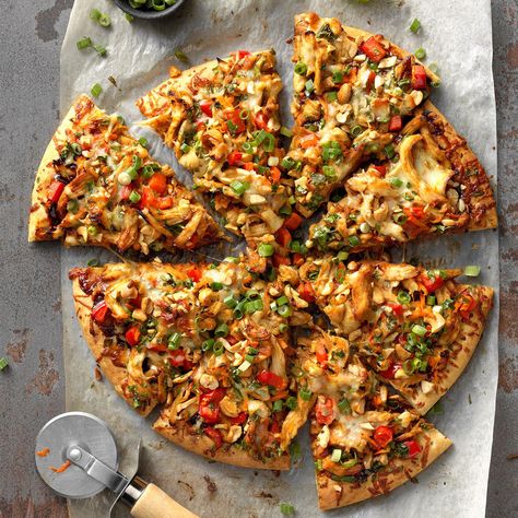 Use Up Rotisserie Chicken, Chinese Cashew Chicken, Thai Pizza, Chicken Zucchini Casserole, Spicy Cashews, Chicken Pizza Recipes, Leftover Rotisserie Chicken, Peanut Chicken, Cooking Chicken To Shred