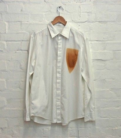 mauro bonacina Burnt Clothes, Burn Clothes, Iron Shirt, Clothing Details, Fashion Details, White Shirt, Cool Shirts, Work Hard, Casual Shirts