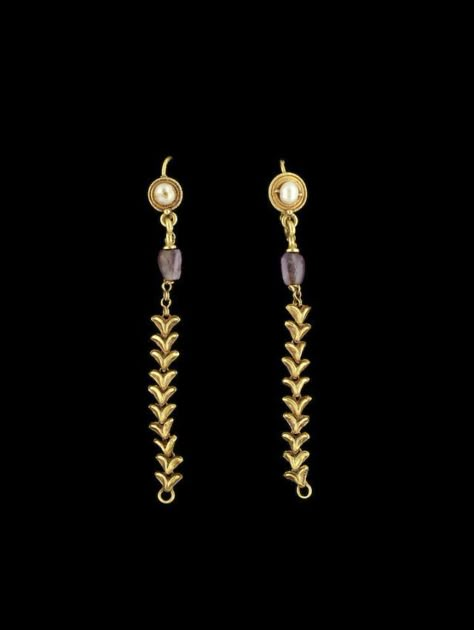 Ancient Roman Jewelry, Pearl And Amethyst, Ancient Jewels, Roman Jewelry, Buy Gold Jewelry, Ancient Jewellery, Historical Jewellery, Medieval Jewelry, Ancient Jewelry