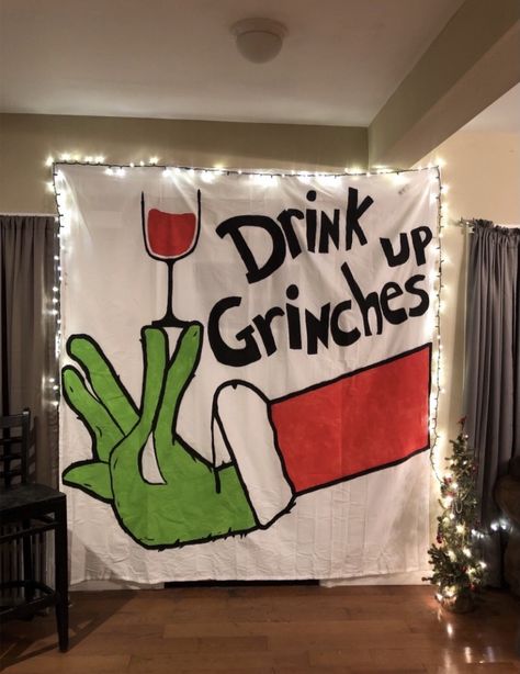 21st Birthday Christmas Theme, Grinch Bachelorette Party, Christmas 21st Birthday Party, Drink Up Grinches Party, Funny Christmas Party Ideas, Grinchmas Party Decorations, Adult Grinch Christmas Party, Adult Grinch Party, Christmas Party College