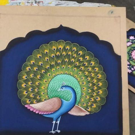 Peacock Miniature Painting, Peacock Indian Art, Peacock Pichwai Painting, Pichwai Peacock, Pichwai Elements, Pichwai Saree, Pichwai Painting, Rajasthani Art, Mughal Art Paintings