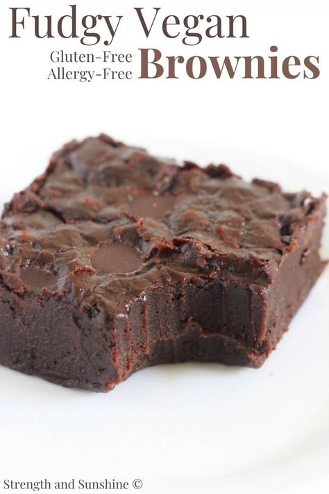 No Egg Brownies, Egg Free Brownies, Vegan Fudge Brownies, Fudgy Vegan Brownies, Vegan Gluten Free Brownies, Whole Food Vegan, Vegan Brownies, Vegan Brownie, Gluten Free Brownies