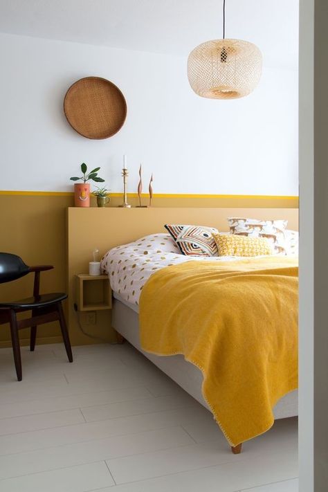 Masculine Bedroom Decor, Yellow Accent Walls, Bedroom Yellow, Yellow Bedroom Decor, Masculine Bedroom, Yellow Room, Mid Century Living Room, Yellow Bedroom, Style Deco