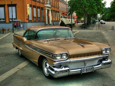 Oldsmobile super 88—1958 1958 Oldsmobile, Oldsmobile 88, Vintage Muscle Cars, Vintage Muscle, Chevrolet Bel Air, Old Car, Us Cars, American Cars, Koenigsegg