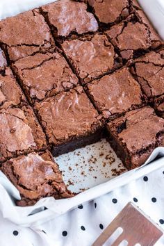 Homemade Bakery Style Brownies Recipe - Shugary Sweets Brownie Truffles Recipe, Bake Sale Treats, Cheesecake Brownies Recipe, Fudgy Brownie Recipe, Best Brownie Recipe, Brownies Recipe Homemade, Chocolate Chip Brownies, Shugary Sweets, Perfect Chocolate Chip Cookies