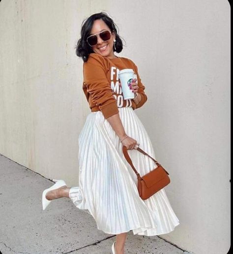 How To Style Pleated Midi Skirt, Ted Talk Outfit Women, Sara Jakes Roberts Outfits, Summer Friday Work Outfit, Modest Fashion Outfits Summer Casual, Mother’s Day Brunch Outfit, Summer Business Casual Outfits Young Professional, Winter Church Outfits, Pleated Skirt Outfit Ideas