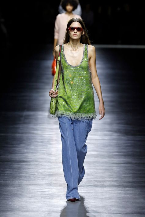 Gucci Sabato De Sarno Hits Factory Reset On Michele Exuberance Gucci Runway, Tiny Shorts, Gucci Spring, Ashley Williams, Image Model, Gucci Fashion, Spring Summer 2024, Carolina Herrera, Milan Fashion