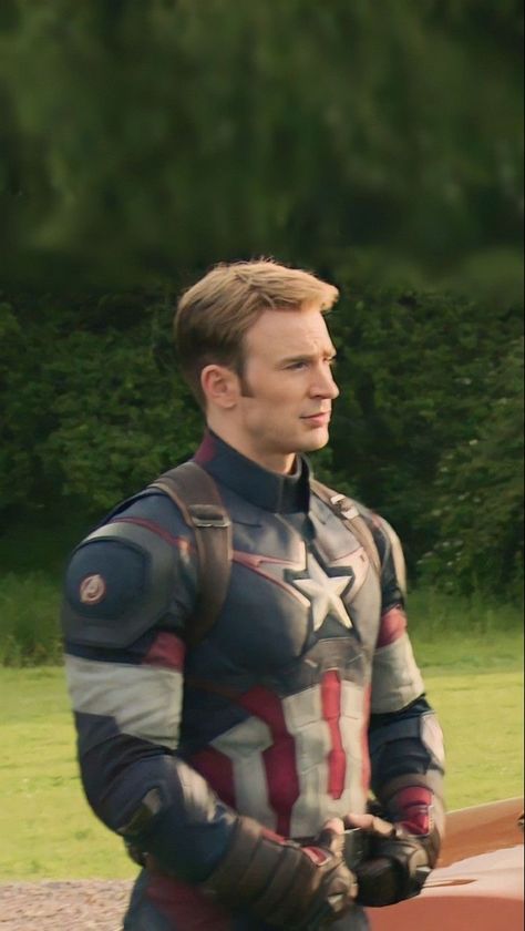 Kaptan Amerika Wallpaper, Chris Evans Captain America Wallpaper, Chris Evans Aesthetic, Steve Rogers Wallpaper, Capitan America Wallpaper, Chris Evans Wallpaper, Captain America Photos, Captain America Aesthetic, Captain Amerika