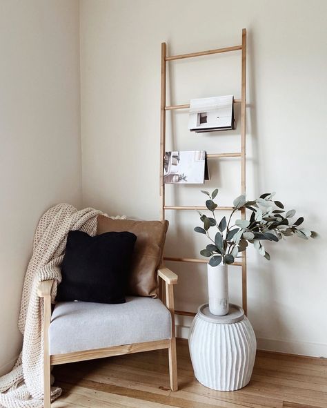 The Styling Sanctuary’s Instagram photo: “Cosy Corners || A hot tea, book & pj’s sorta day!” Reading Corner Kitchen, Scandi Reading Corner, Cosy Corner Ideas, Tea Corner Ideas, Adams Homes, Coffee Room, Cosy Corner, Boho Room, Spare Bedroom