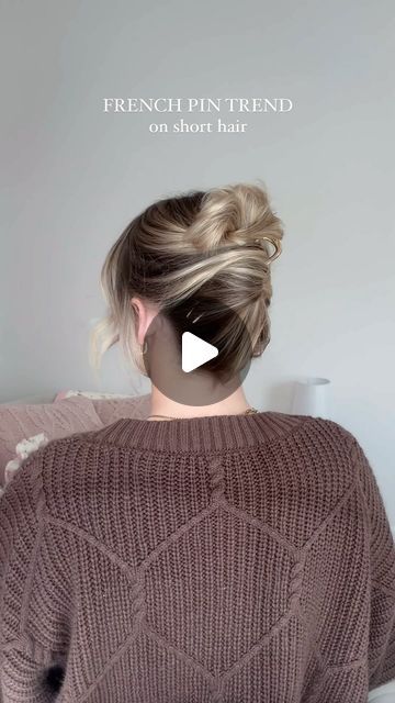 Alyssa Thrash on Instagram: "Trying the French pin hair trend on my short hair!! I loveee this hairstyle especially for the fall🤎🍂" French Clip Hairstyles, French Pin Hairstyles, French Pin Hair, French Hair Pins, Pin Hairstyles, French Pin, French Roll Hairstyle, French Roll, Nice Hair