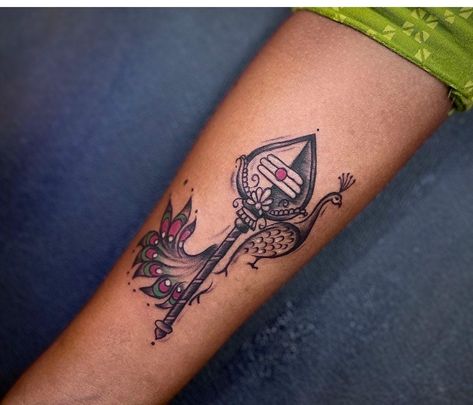 Muruga Tattoo Design, Tatoos Sivan, Murugan Tattoo Design, Murugan Vel Logo, Murugan Tattoo, Vel Tattoo, Lord Murugan Vel Tattoo, Vel Tattoo Design, Murugan Vel Tattoo Design