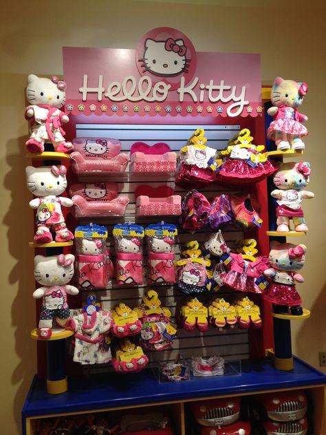 HK @ Build-A-Bear Workshop Y2k Build A Bear, Build A Bear Nostalgia, Build A Bear Workshop Aesthetic, Build A Bear Collection, Sanrio Build A Bear, Build A Bear Aesthetic, Build A Bear Hello Kitty, Hello Kitty Build A Bear, Kitty Toys