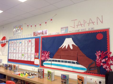 Japan Theme Classroom, Japan Topic Ks2, Asia Themed Classroom, Japan Bulletin Board, Japan Classroom Decor, Japanese Classroom, Japan For Kids, Teaching Displays, Cafe Japan