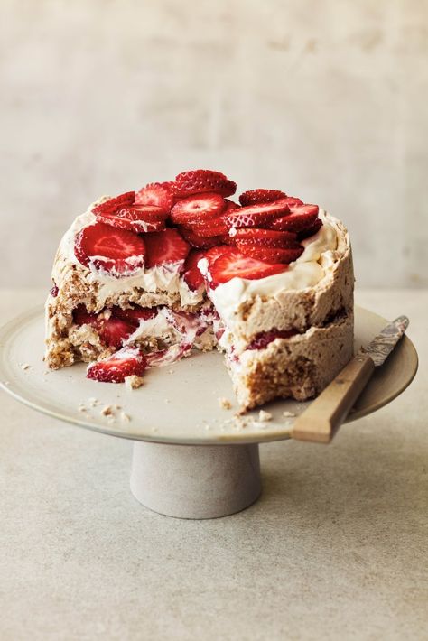 Strawberry & Hazelnut Meringue Cake | Great British Food Awards Meringue Cake Recipe, Hazelnut Meringue, Strawberry Meringue, Great British Food, Meringue Cake, Sandwich Cake, Small Food Processor, Gateaux Cake, Fruity Desserts