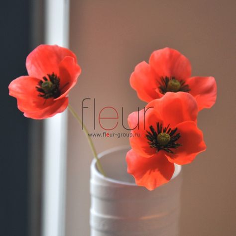 Polymer Clay – Tutorials – Page 22 – Polymer Clay Eatable Flowers, Poppy Tutorial, Sugar Flowers Tutorial, Paper Flower Patterns, Ranunculus Flowers, Gum Paste Flowers, Crepe Paper Flowers, Mini Plants, Porcelain Flowers