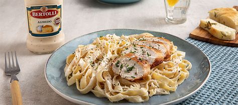 Chicken Fettuccine Alfredo - Bertolli Bertolli Recipes, Chicken Eggplant, Chicken Fettuccine Alfredo, Chicken Fettuccine, Pasta Recipes Alfredo, Pasta Sides, Alfredo Recipe, Fettuccine Alfredo, Alfredo Pasta