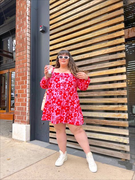 Dopamine Dressing Plus Size, Monochromatic Outfit Plus Size, Dopamine Dressing Outfit, Pink Monochromatic Outfit, Fashion White Sneakers, Maximalist Outfit, Maximalist Outfits, Western Style Dresses, 2024 Inspiration