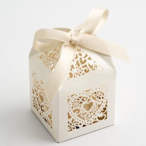 Low Cost Wedding Favours | Budget Favours | Favour Fairy Wedding Favour Boxes, Heart Wedding Favors, Heart Favors, Vintage Wedding Favors, Honey Wedding Favors, Creative Wedding Favors, Inexpensive Wedding Favors, Favour Boxes, Low Cost Wedding