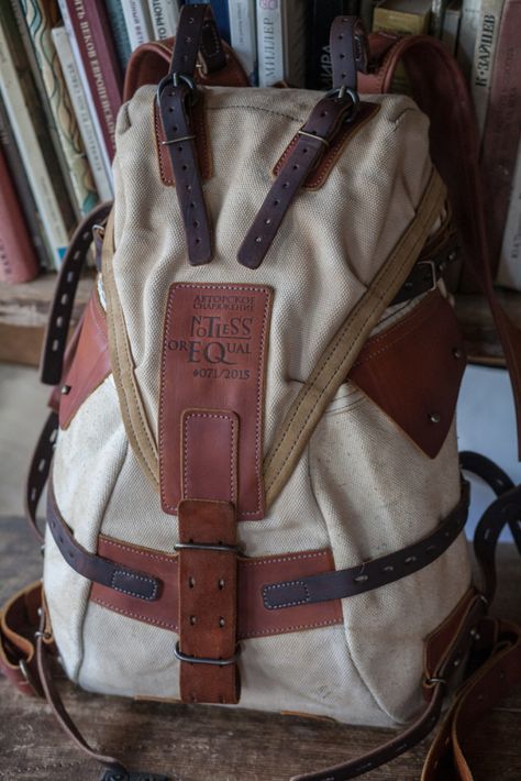 #071 backpack by Nikita Suetin at Coroflot.com Botas Outfit, Waxed Canvas Backpack, Vintage Leather Backpack, Retro Backpack, Canvas Backpacks, Survival Bag, Mini Mochila, Diy Leather Bag, Travel Gadgets