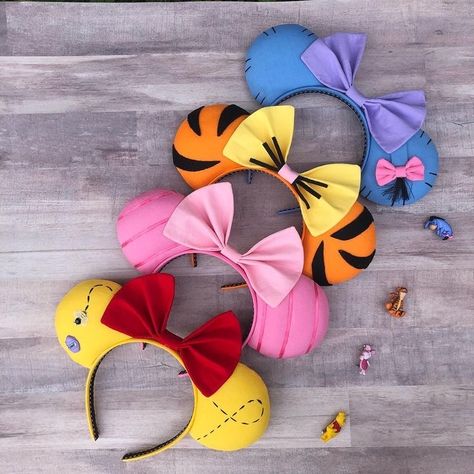 Winnie The Pooh Day, Winnie The Pooh Ears, Diy Mickey Mouse Ears, Piglet Eeyore, Diy Disney Ears, Disneyland Ears, Disney Diy Crafts, Disney Ears Headband, Diy Mickey Ears