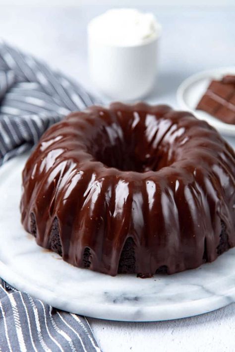 Bundt Cake Glaze Recipe, Lava Bundt Cake, Chocolate Bundt Cake Glaze, Best Chocolate Bundt Cake Recipe, Best Chocolate Bundt Cake, Glazed Icing Recipe, Bundt Cake Glaze, Chocolate Bundt Cake Recipe, Coffee Cookies Recipe