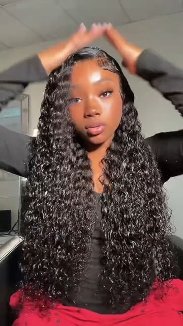 Free Part Water Wave Wig, Wet Wigs For Black Women, Long Curly Lace Front Wigs Hairstyles, From Instagram.com, Wet Wig Look, Water Wave Sew In With Closure, Side Part Water Wave, Water Curls Wig, Water Wave Wig Styles