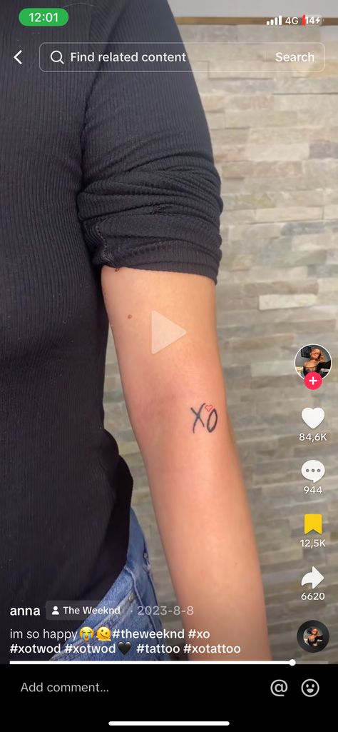 Weeknd Tattoo Xo, Xo Tattoo The Weeknd, Xoxo Tattoo, The Weeknd Tattoo, Xo Tattoo, Symbol Tattoos, Rib Tattoo, Beauty Stuff, Tattoos Ideas