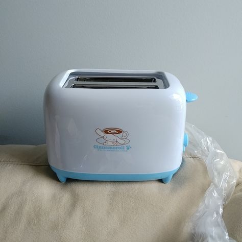 Sanrio Cinnamoroll pastel blue toaster Cinnamoroll Shopping, Cinnamoroll Kitchen, Blue Retro Aesthetic, Cinnamoroll Stuff, Blue Toaster, Dog Kawaii, Breakfast Cooking, Cooking Bread, Duck Art