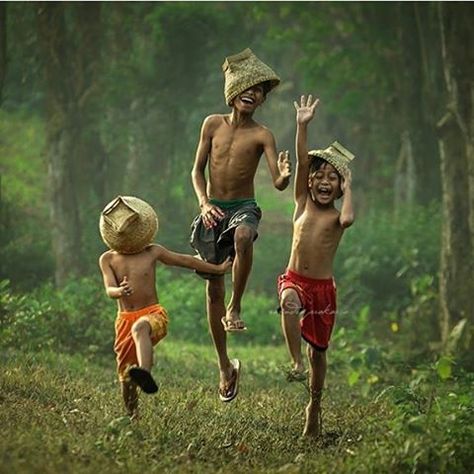 Joy. Captured. Childhood Photography, Funny People Pictures, Kids Around The World, Marcel Proust, We Are The World, Foto Art, Smile Because, 인물 사진, Quotes For Kids