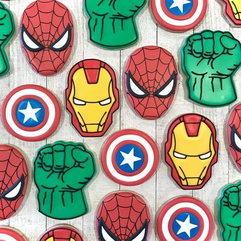 Avenger Cookies Marvel, Avenger Cookies Decorated, Avengers Birthday Cookies, Captain America Cookies Decorated, Superhero Birthday Cookies, Marvel Superhero Birthday Party, Captain America Cookies, Avengers Cookies Decorated, Superhero Cookies Decorated