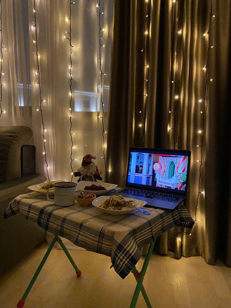 Aesthetic home, cozy home, new year, home alone Home Vibes Aesthetic, Year Aesthetic, Home Vibes, Home Cozy, Christmas Feeling, Aesthetic Home, Home Alone, Cozy Home, New Year Celebration