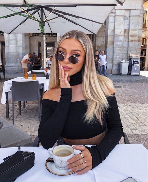 Delaney Childs, Luxy Hair, Outfit Ideas Summer, Instagram Presets, 2023 Trends, Nails Spring, Trendy Haircuts, Paris Outfits, Outfits 2023