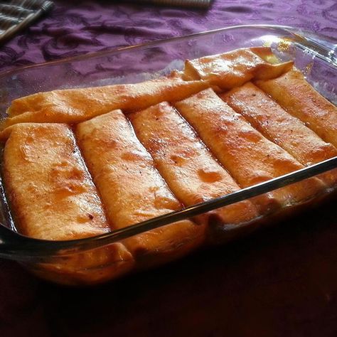 Apple Enchiladas Recipe | Just A Pinch Recipes Apple Enchiladas Recipe, Apple Enchiladas, Winter Desserts Easy, Apple Recipe, Cake Mug, Enchiladas Recipe, Just A Pinch Recipes, Gingerbread Recipe, Winter Desserts