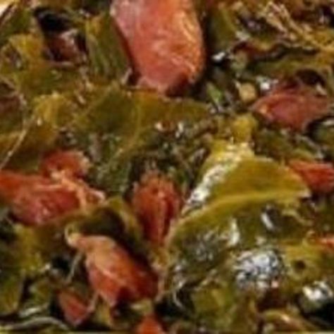 Southern Collard Greens w/ Bacon & Brown Sugar Collard Greens Recipes, Collard Greens With Bacon, Southern Style Cooking, Greens Recipes, Southern Collard Greens, Rice Healthy, Country Food, Collard Greens Recipe, Food Quote