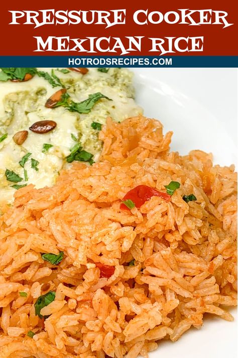 Instant Pot Mexican Rice, Rice In The Instant Pot, Ww Sides, Instant Pot Mexican, Mexican Rice Recipe, Keeping On Point, Spanish Rice Recipe, Ip Recipes, Mexican Rice Recipes