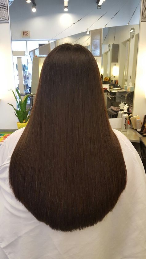 Long round hair cut Triangular One Length Haircut, Round One Length Haircut, Hair Trims For Long Hair, Trim Long Hair, Dream Poetry, Long Hair Trim, Round Haircut, Project Notebook, One Length Haircuts