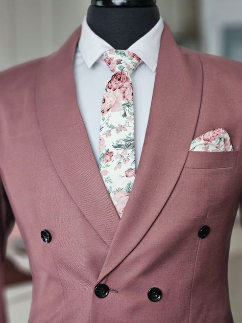 Dusty Rose Floral Tie, Dusty Rose Groomsmen Attire, Groomsmen Dusty Rose, Dusty Rose And Sage Green Wedding Theme, Dusty Rose Suit, Sage Green And Pink Wedding, Dusty Rose Tie, Floral Wedding Tie, Blush Pink Tie