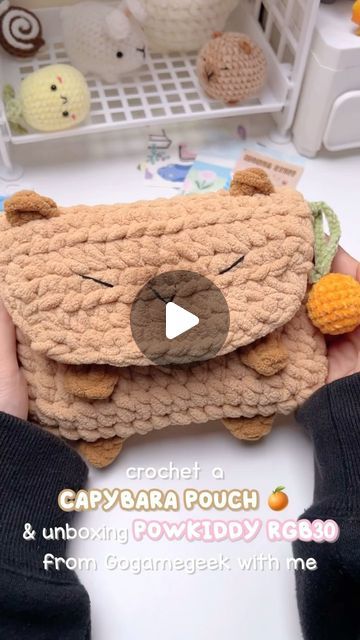 1,507 likes, 19 comments - monua.stuff trên March 30, 2024: "I love capybara (*´ー｀*)🍊 Capybara pouch pattern by me (coming soon!) The gaming console is PowKiddy RGB30 by @gogamegeek_officia..." Capybara Craft, Capybara Crochet Pattern, Capybara Crochet, Crochet Capybara, Crochet Pencil Case, Crochet Design Pattern, Dog Bag, Retro Games, Pouch Pattern