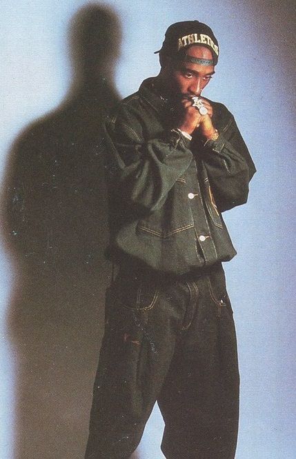 Tupac Photos, 90s Rappers Aesthetic, Tupac Makaveli, Tupac Art, Tupac Wallpaper, 90s Rappers, Tupac Pictures, Hip Hop Poster, 90s Hip Hop Fashion