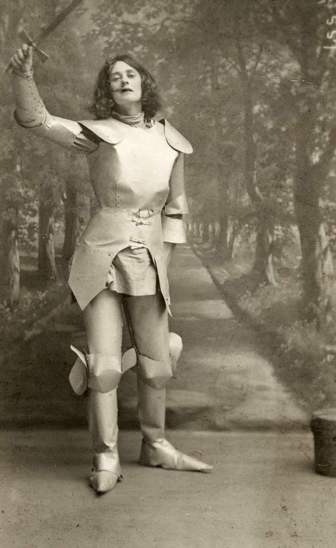 Countess Markievicz as Joan of Arc in suffrage pageant, Photo by Roe McMahon, 1914. Courtesy of the National Library of Ireland. Daffodil Day, Irish Women, Joan Of Arc, Womens Rights, Daffodils, Suits For Women, Peplum Dress, Chiffon