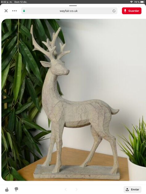 Deer Sculpture, Sculpture Art Clay, Sculptures Céramiques, Paper Mache Art, Coat Paint, Clay Animals, Art Clay, Sculpture Clay, Clay Sculpture