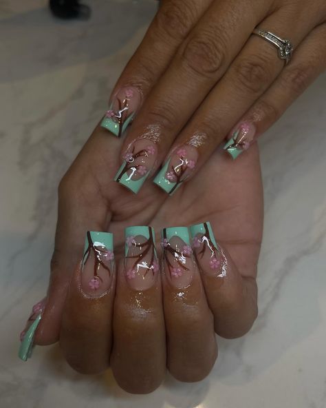 Giving Arizona green tea 🤣🌸 . . . . . . . #nails #cutenails #naildesigns #cherryblossomnails #ctnailtech #ct #nailartist #nailsofinstagram #explorepage #nailsnailsnails Arizona Iced Tea Nails, Arizona Green Tea Nails, Arizona Nail Designs, Arizona Tea Nails, Green Square Nails, Green Tea Nails, Arizona Nails, Arizona Green Tea, Arizona Aesthetic