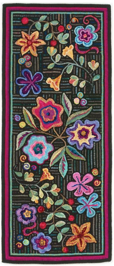 Big Momma | rughookingmagazine.com Rug Hooking Designs, Primitive Rugs, Latch Hook Rugs, Rug Hooking Patterns, Hand Hooked Rugs, Hooked Wool, Rug Inspiration, Penny Rugs, Hooked Rugs