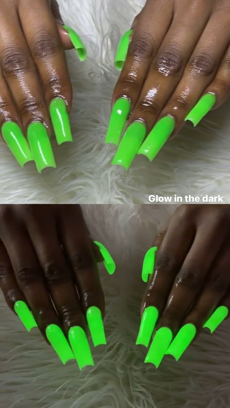 Green Glow In The Dark Nails, Lime Green Nails Design Ideas, Black And Neon Green Nails, Bf Outfits, French Tip Acrylics, Neon Green Nails, Bestie Outfits, Acrylic Toes, Color Acrylic