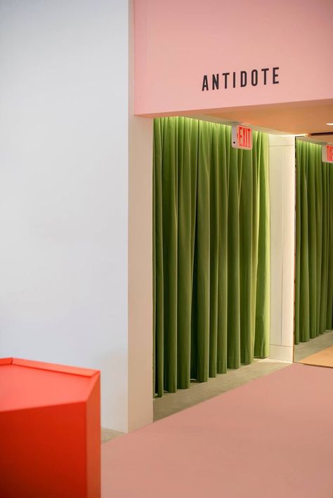 Colourful Retail Design, Colourful Shop Interior, Fitting Room Design, Fitting Rooms, Miami Interiors, Miami Interior Design, Retail Store Interior, Store Interiors, Caribbean Island