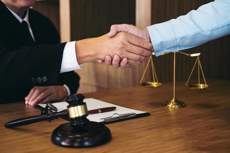 Handshake after good consultation Law Firm Marketing, Corporate Law, Divorce Attorney, Good Lawyers, Legal System, Personal Injury Lawyer, Personal Injury, Legal Advice, Law Firm