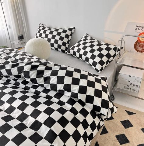 Wellboo Black White Plaid Comforter Sets Twin Women Men Black and White Checkerboard Grid Bedding Comforters Cotton Boys Girls Modern Black Checkered Geometric Quilts Luxury Abstract White Bedding room ideas room bedding Pink Checkered Bedding, Checkered Comforter, Comforter Sets Twin, Twin Women, Grid Bedding, White Toddler Bed, Black White Bedding, Doona Covers, Girls Comforter Sets