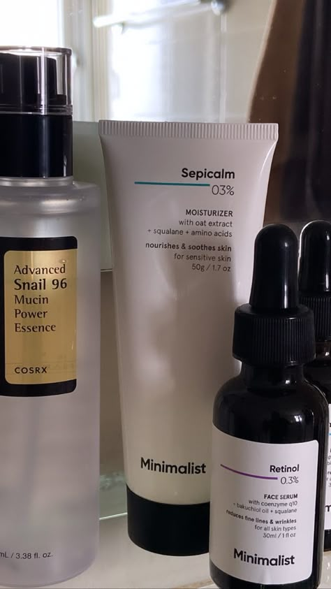 Cosrx Skin Care Aesthetic, Minimal Skincare Aesthetic, Retinol Aesthetic, Skin Care Products Snap, Cosrx Aesthetic, Skincare Snap, Skin Care Snapchat, Snapchat Skincare, Pingu Pingu