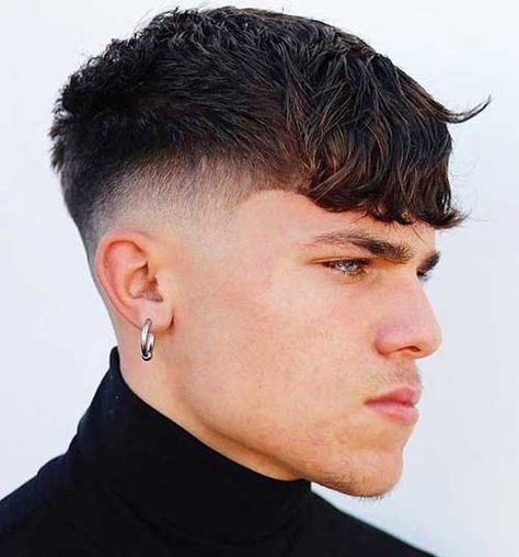 Caeasar Cut named after Julius Caesar very masculine short haircut straight cut fringe and sides of same length/ shorter #AvedaIBW Caesar Haircut, Fade Hair, Taper Fade Haircut, Stylish Short Haircuts, Cool Mens Haircuts, Men Haircut Styles, Haircut Inspiration, Men Hairstyles, Faux Hawk